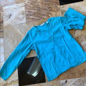 ALC At Last Classics 100% cotton turquoise V-Neck